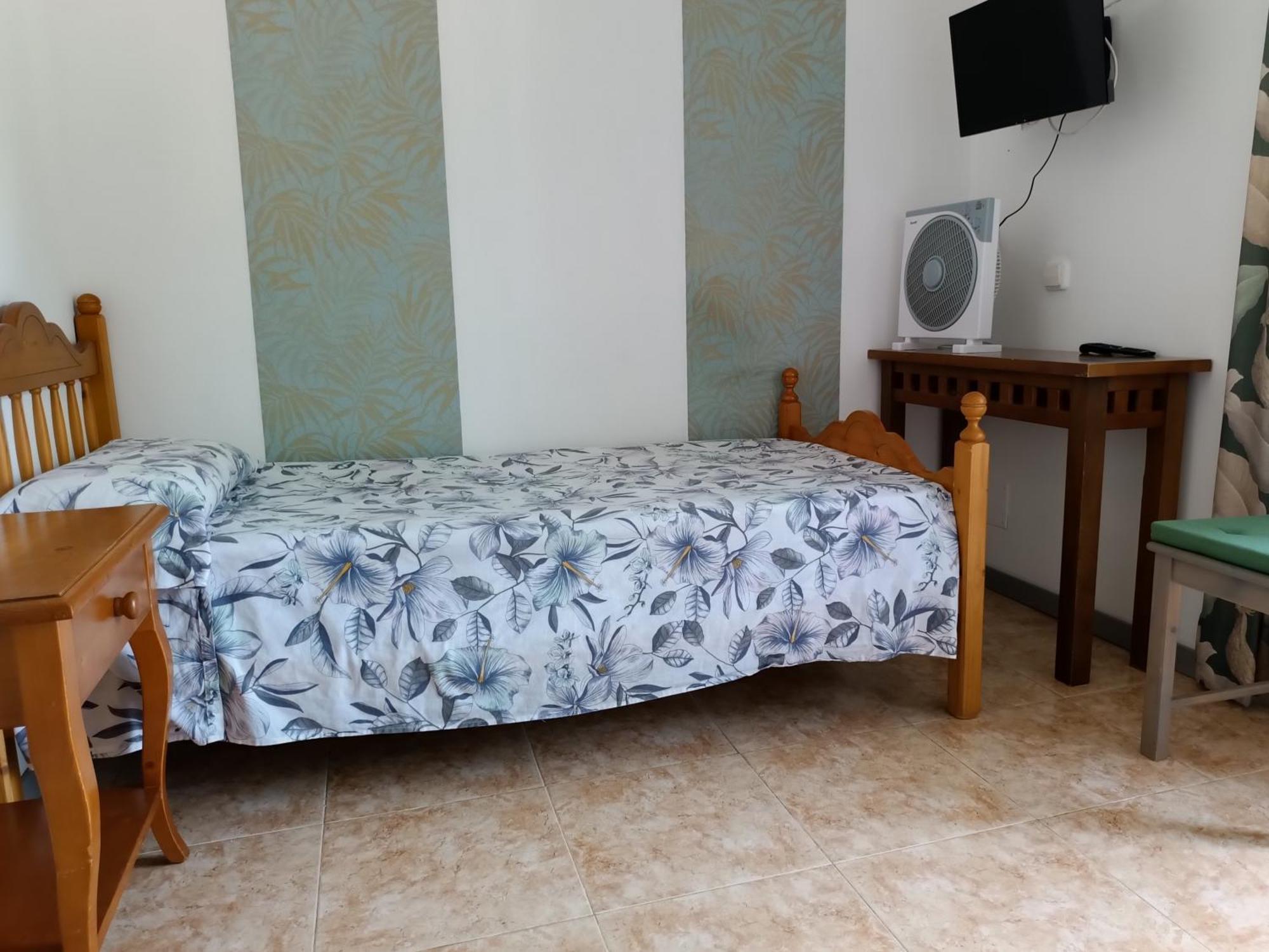 Hostal Belgica Palmanova Zimmer foto
